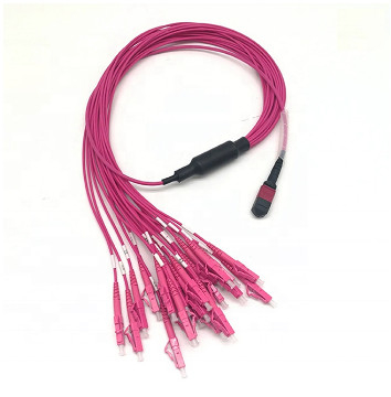 Cavo a fibra ottica del tronco del centro MPO del saltatore 24 di MPO al cavo di toppa a fibra ottica di LC Om3 Om4